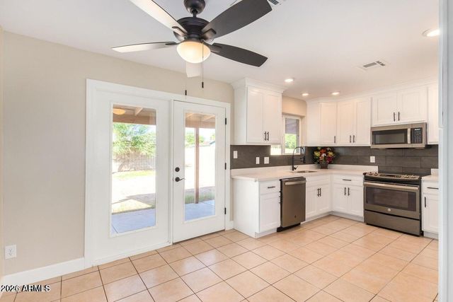 1102 W ANDERSON Drive, Phoenix, AZ 85023