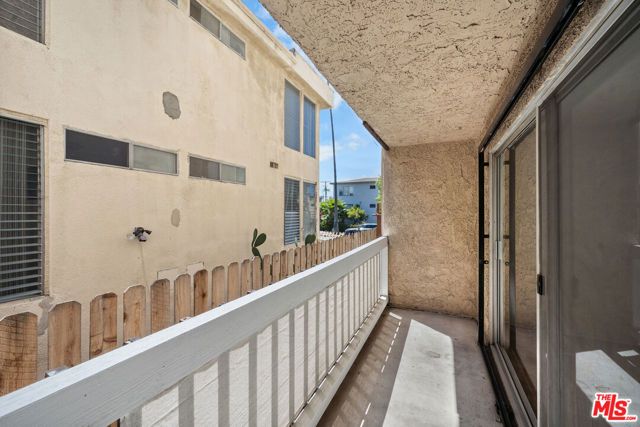 444 S Gramercy Place 10, Los Angeles, CA 90020