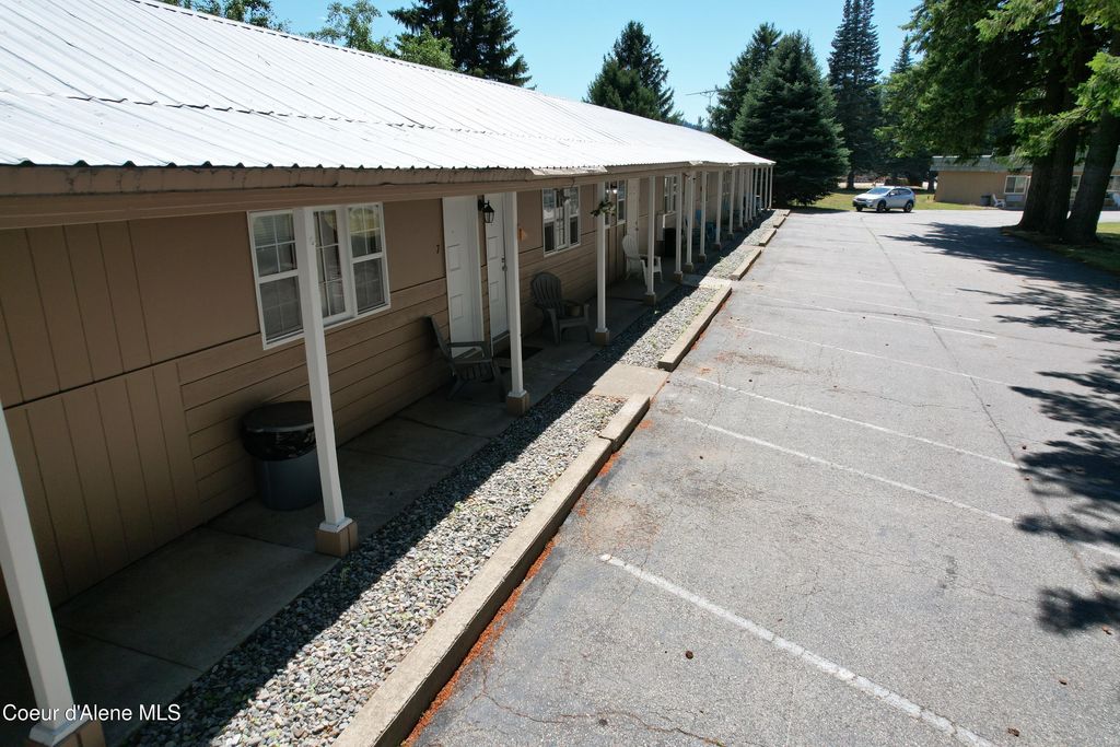 6409 S Main St, Bonners Ferry, ID 83805 photo 12