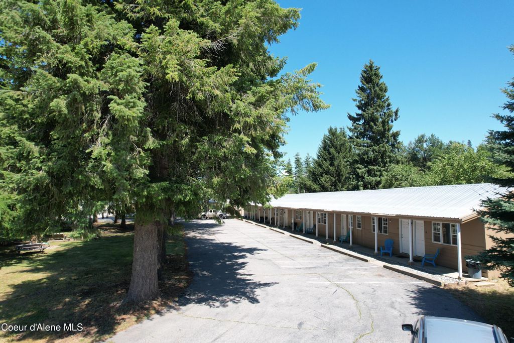 6409 S Main St, Bonners Ferry, ID 83805 photo 14