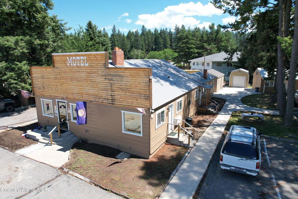 6409 S Main St, Bonners Ferry, ID 83805 photo 4