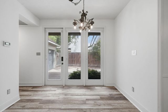 18 Cloud Bank Place, The Woodlands, TX 77382