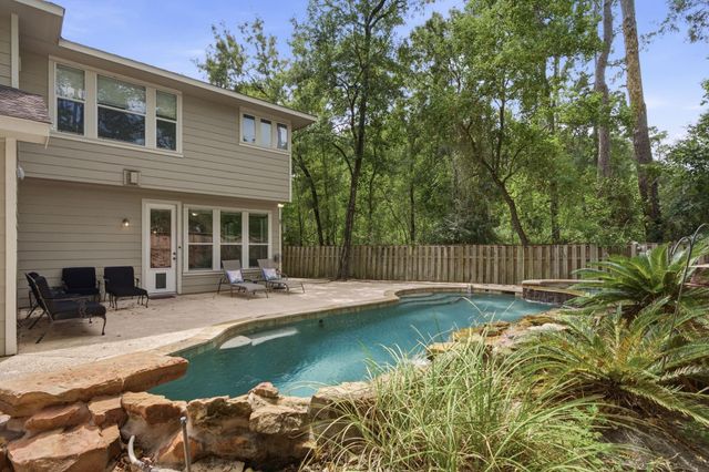 18 Cloud Bank Place, The Woodlands, TX 77382