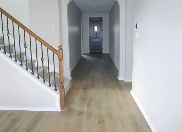 285 Kat Garnet DR, Kyle, TX 78640