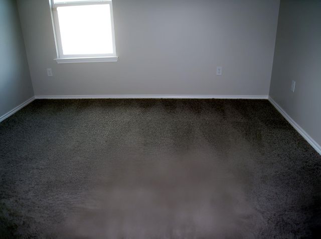 285 Kat Garnet DR, Kyle, TX 78640