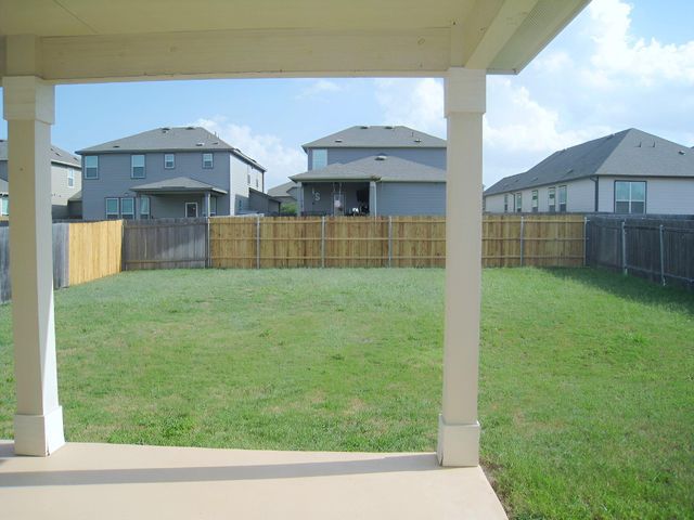 285 Kat Garnet DR, Kyle, TX 78640