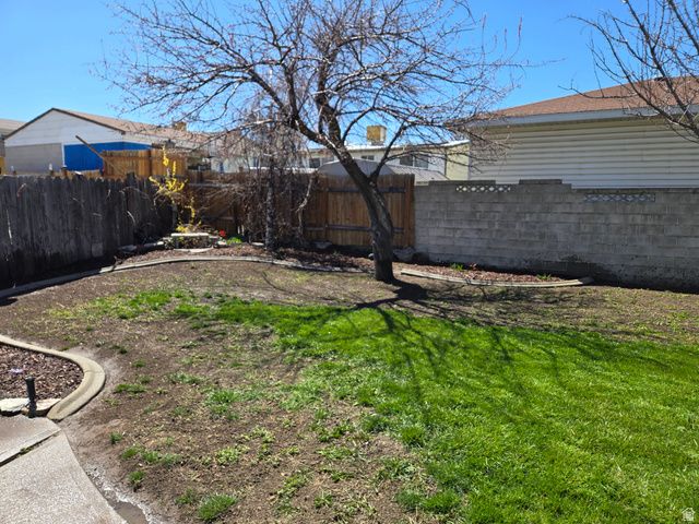 3906 S BOOTHILL CIR, West Valley City, UT 84120