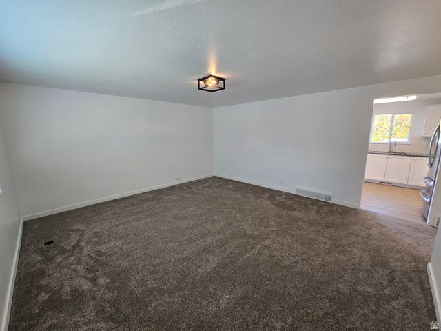 3906 S BOOTHILL CIR, West Valley City, UT 84120