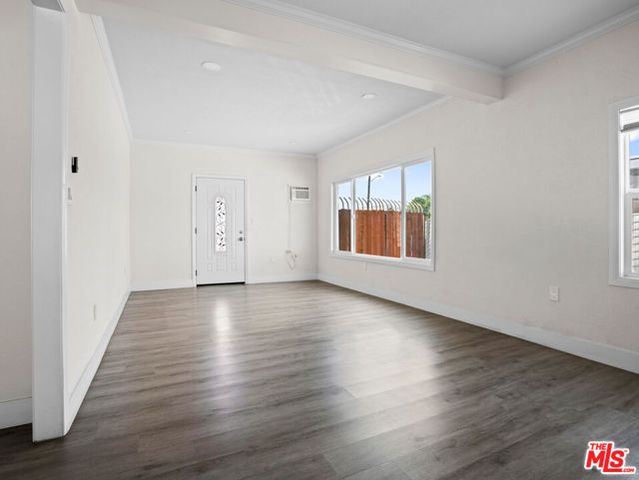 891 E 6th Street, Pomona, CA 91766