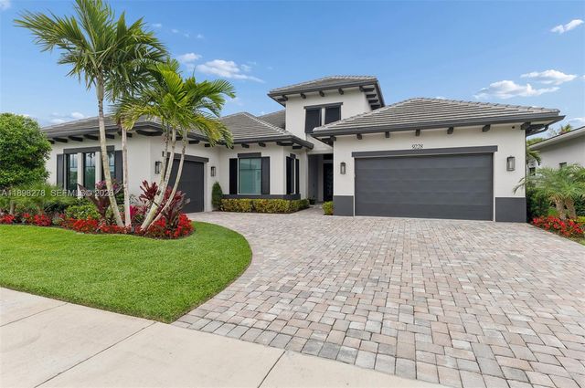 9228 Coral Isles Cir, Palm Beach Gardens, FL 33412