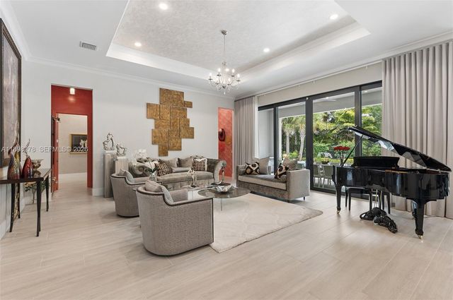 9228 Coral Isles Cir, Palm Beach Gardens, FL 33412
