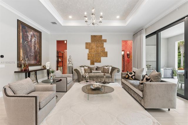 9228 Coral Isles Cir, Palm Beach Gardens, FL 33412