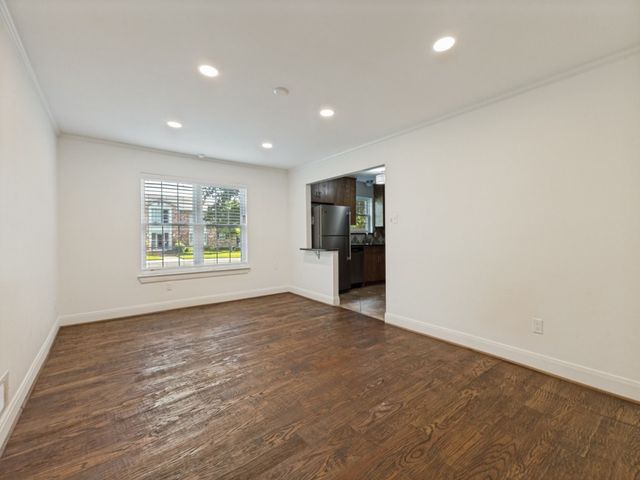 5818 E University Boulevard 138, Dallas, TX 75206
