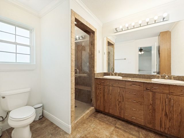 5818 E University Boulevard 138, Dallas, TX 75206