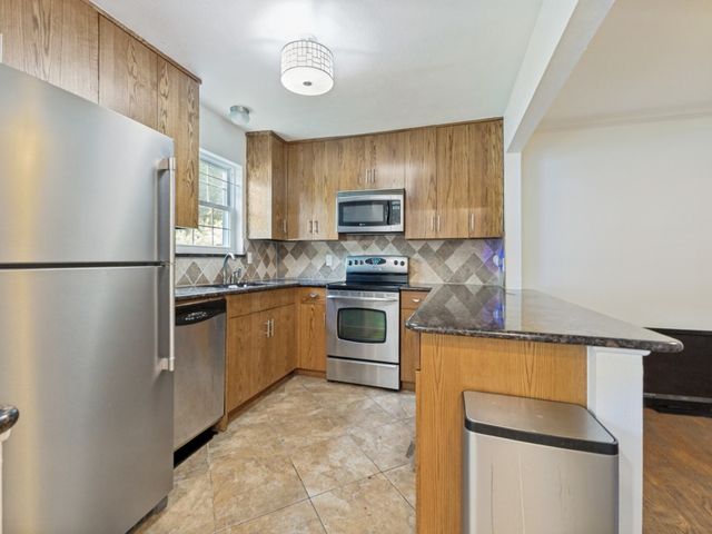 5818 E University Boulevard 138, Dallas, TX 75206