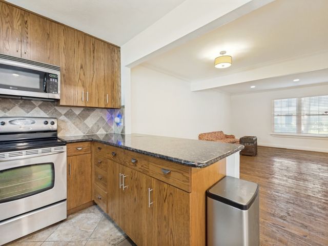 5818 E University Boulevard 138, Dallas, TX 75206
