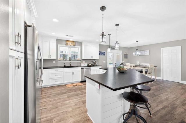 2361 County Line Rd, Mansfield, GA 30055