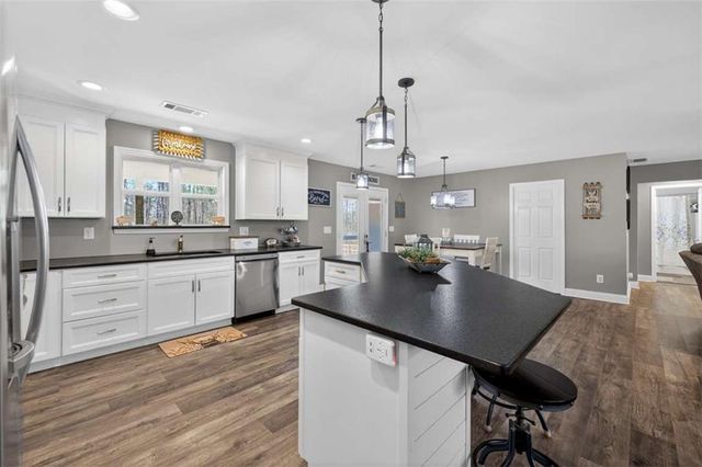 2361 County Line Rd, Mansfield, GA 30055