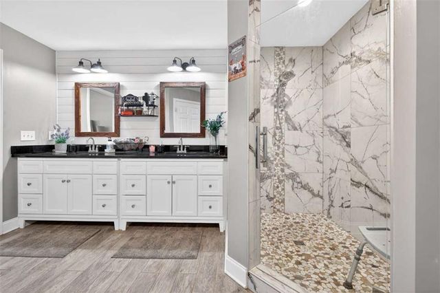 2361 County Line Rd, Mansfield, GA 30055