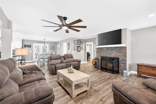 2361 County Line Rd, Mansfield, GA 30055