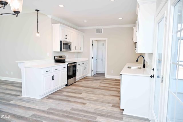 3808 Valleyfield Lane N, Elm City, NC 27822