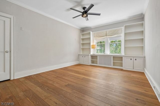 133 Summit Ave 39, Summit City, NJ 07901