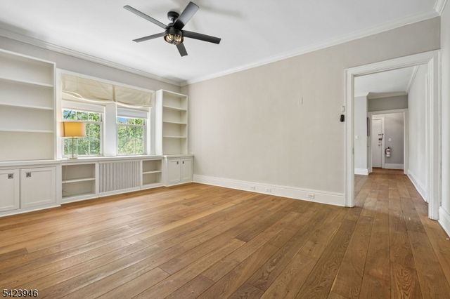 133 Summit Ave 39, Summit City, NJ 07901