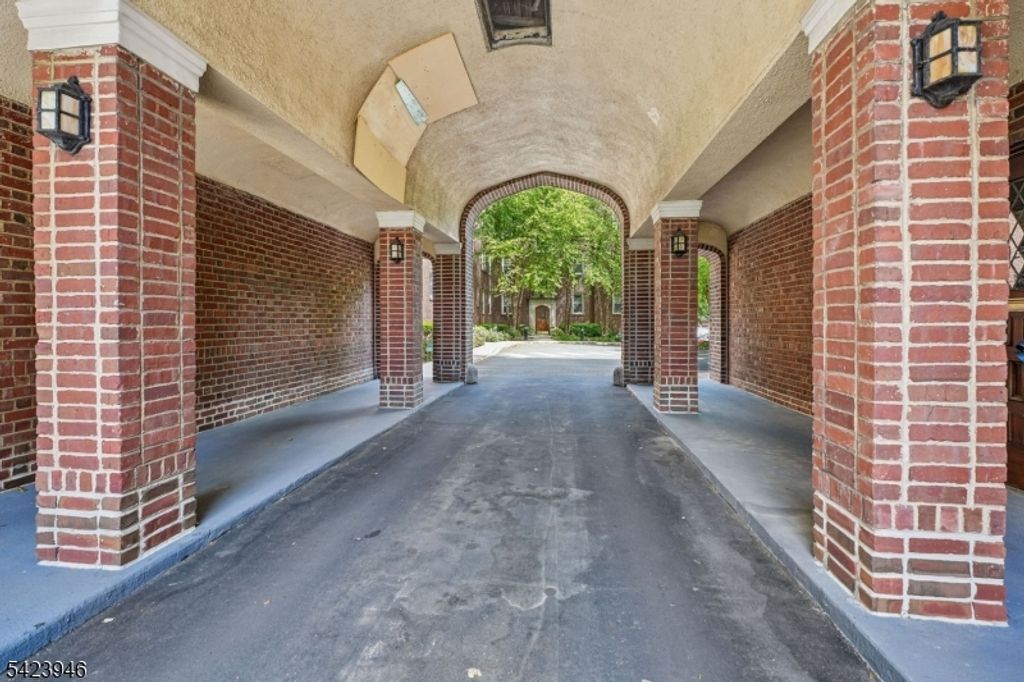 133 Summit Ave 39, Summit City, NJ 07901 — photo 4