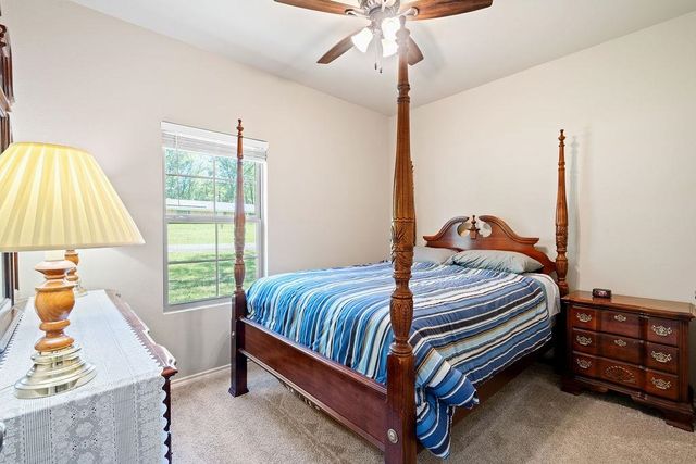 106 DOGWOOD ST, Lone Star, TX 75668