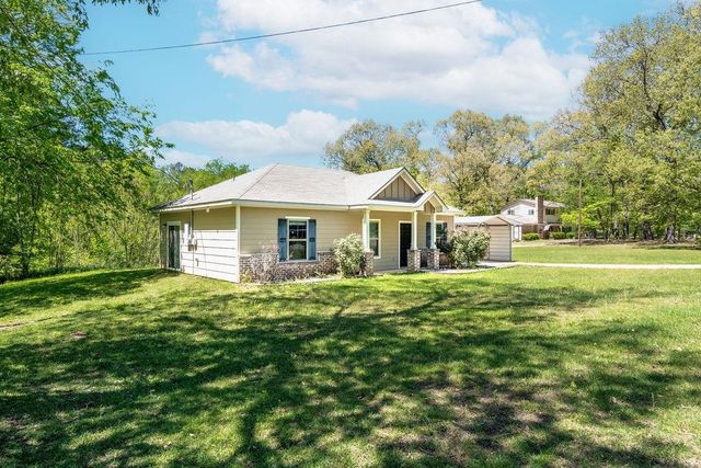 106 DOGWOOD ST, Lone Star, TX 75668