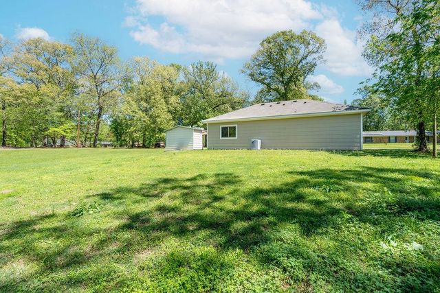 106 DOGWOOD ST, Lone Star, TX 75668