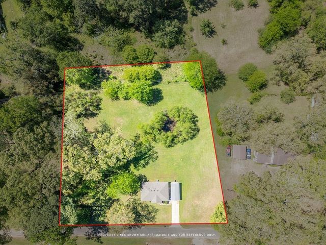 106 DOGWOOD ST, Lone Star, TX 75668