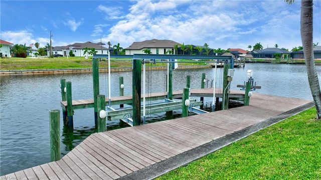 4018 SW 29th AVE, Cape Coral, FL 33914