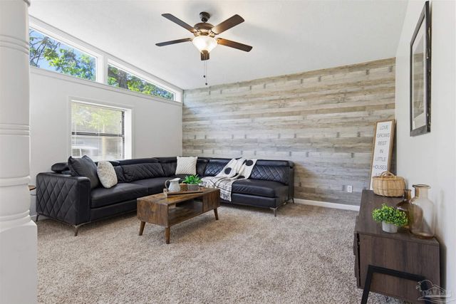 908 Rock Creek Ave, Pensacola, FL 32505