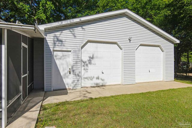 908 Rock Creek Ave, Pensacola, FL 32505