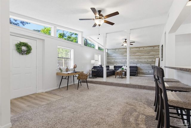 908 Rock Creek Ave, Pensacola, FL 32505