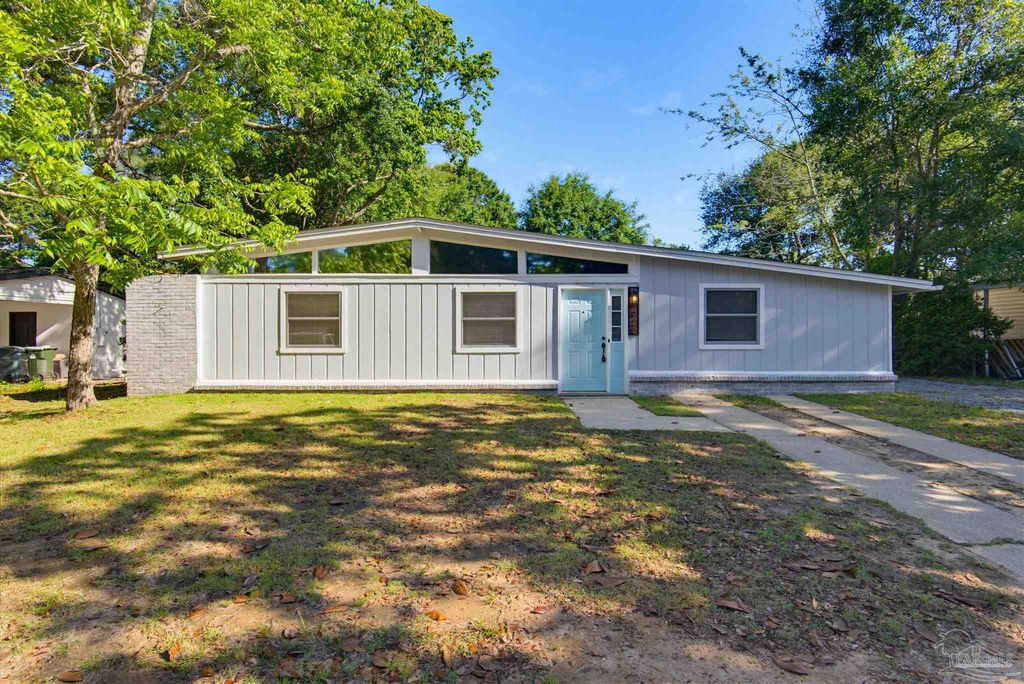 908 Rock Creek Ave, Pensacola, FL 32505