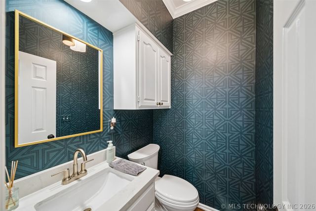 504 E Quinton Street, Broken Arrow, OK 74011