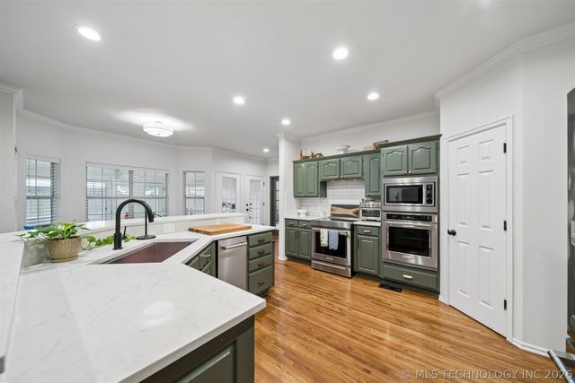 504 E Quinton Street, Broken Arrow, OK 74011