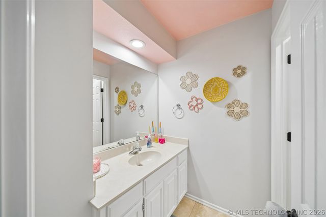 504 E Quinton Street, Broken Arrow, OK 74011