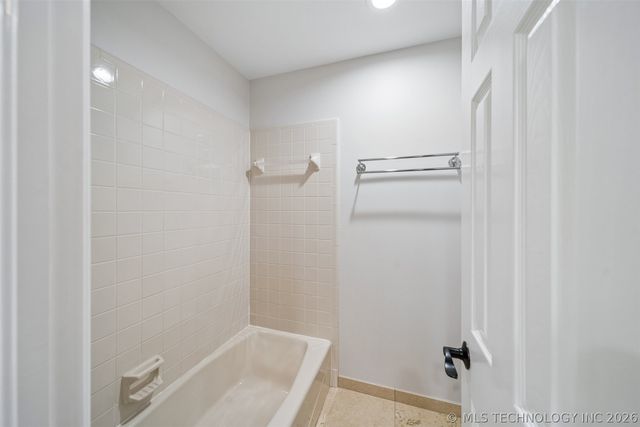 504 E Quinton Street, Broken Arrow, OK 74011