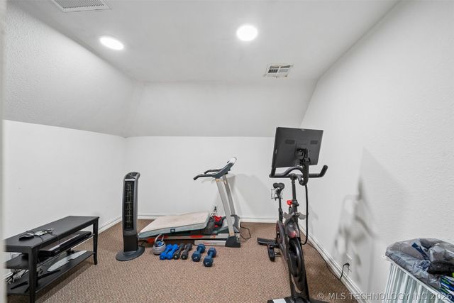504 E Quinton Street, Broken Arrow, OK 74011