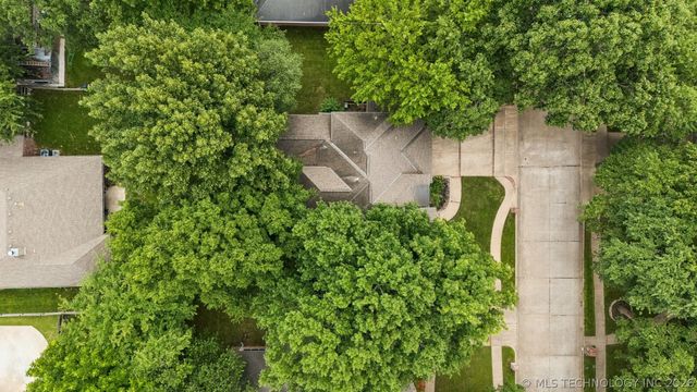 504 E Quinton Street, Broken Arrow, OK 74011