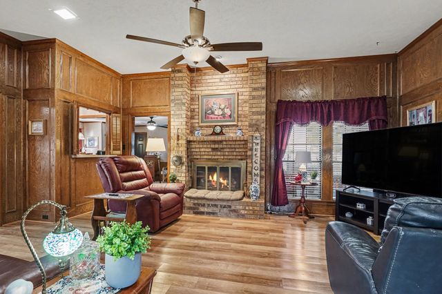 217 Faircrest Drive, Garland, TX 75040