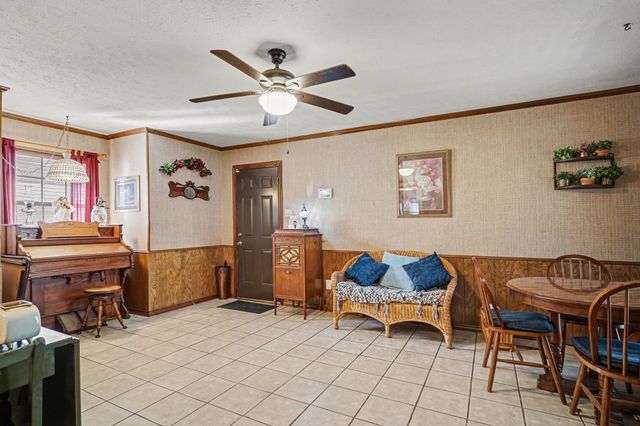 217 Faircrest Drive, Garland, TX 75040