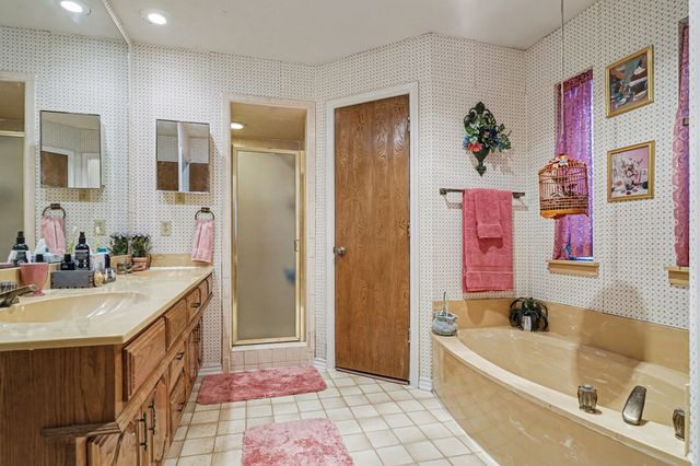 217 Faircrest Drive, Garland, TX 75040