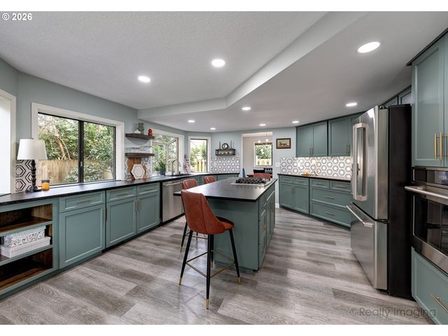 20774 Sw 104TH Ave, Tualatin, OR 97062