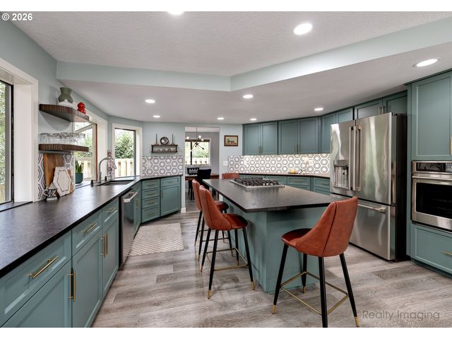 20774 Sw 104TH Ave, Tualatin, OR 97062