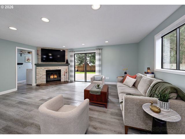 20774 Sw 104TH Ave, Tualatin, OR 97062