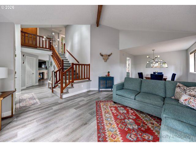 20774 Sw 104TH Ave, Tualatin, OR 97062